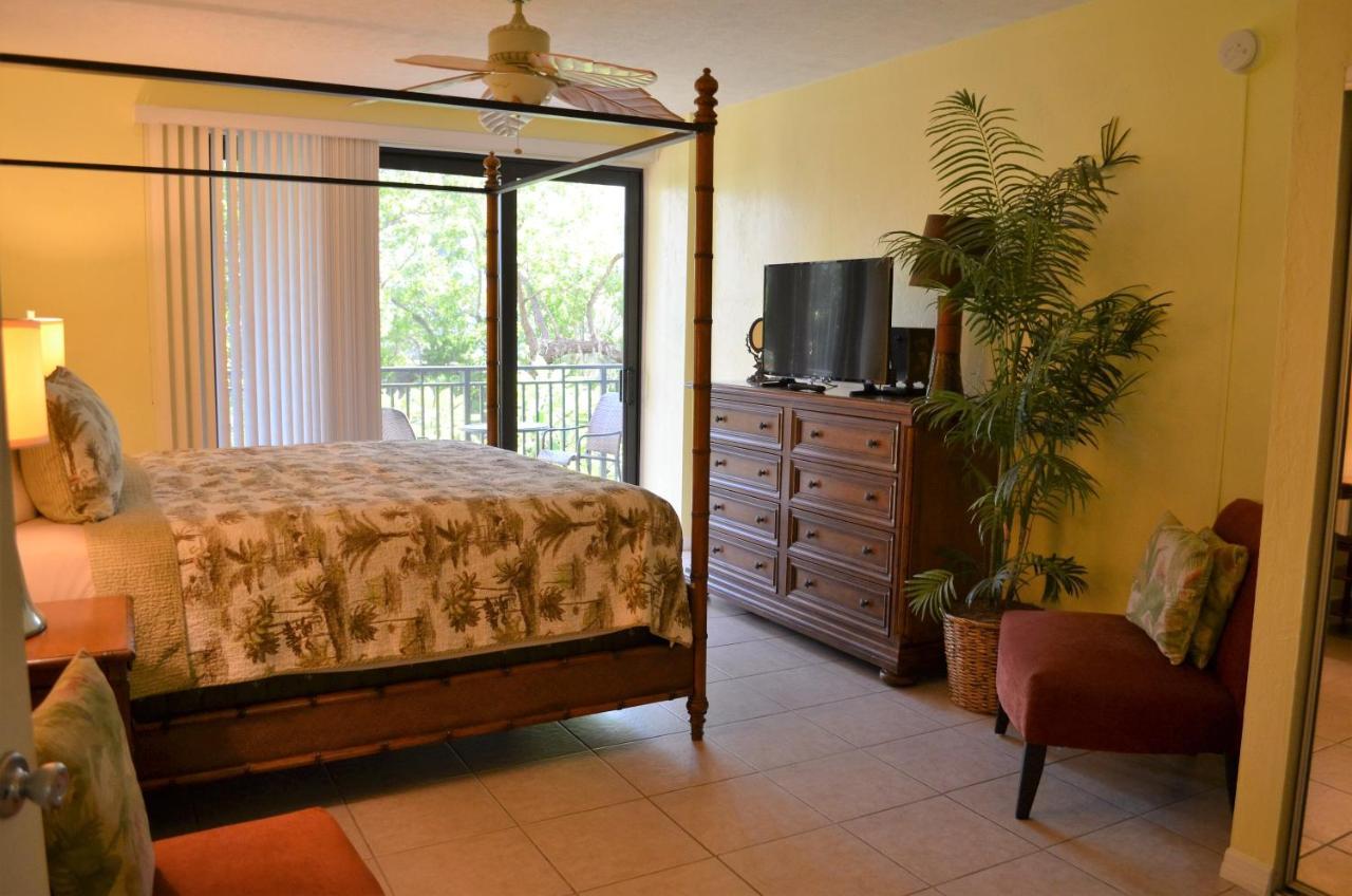 1800 Atlantic Suites Key West Exterior photo